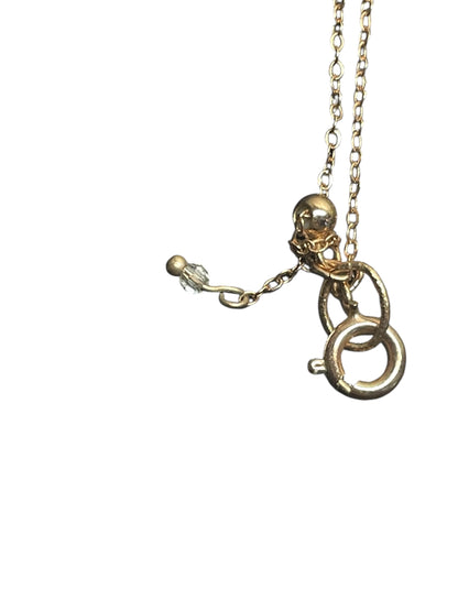 月のネックレス